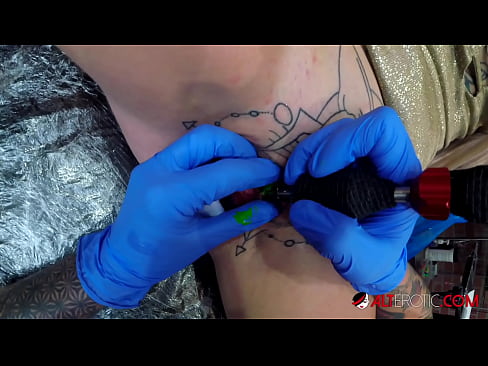 ❤️ Extremamente tatuada, a brasa Sully Savage fez uma tatuagem no seu clítoris ☑ Porno real vídeo em nós pt.cbddeluxe.top